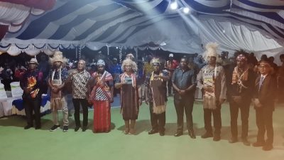 Bupati Sorong Selatan Hadiri Pelantikan Badan Pengurus Ikatan Keluarga Besar Moswaren Raya